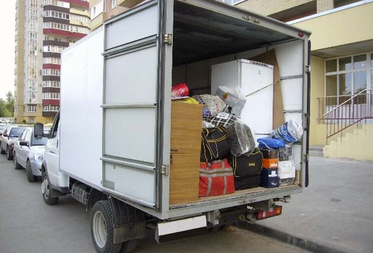 Заказать грузовую машину для перевозки мебели : Средние коробки из Челябинска в Москву
